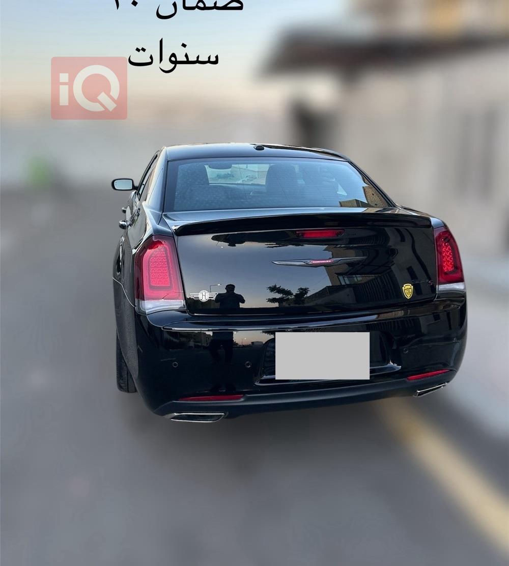 كرايسلر 300